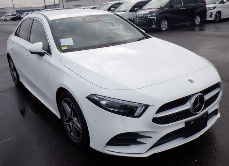 Mercedes Benz A Class A250 Sedan AMG Line