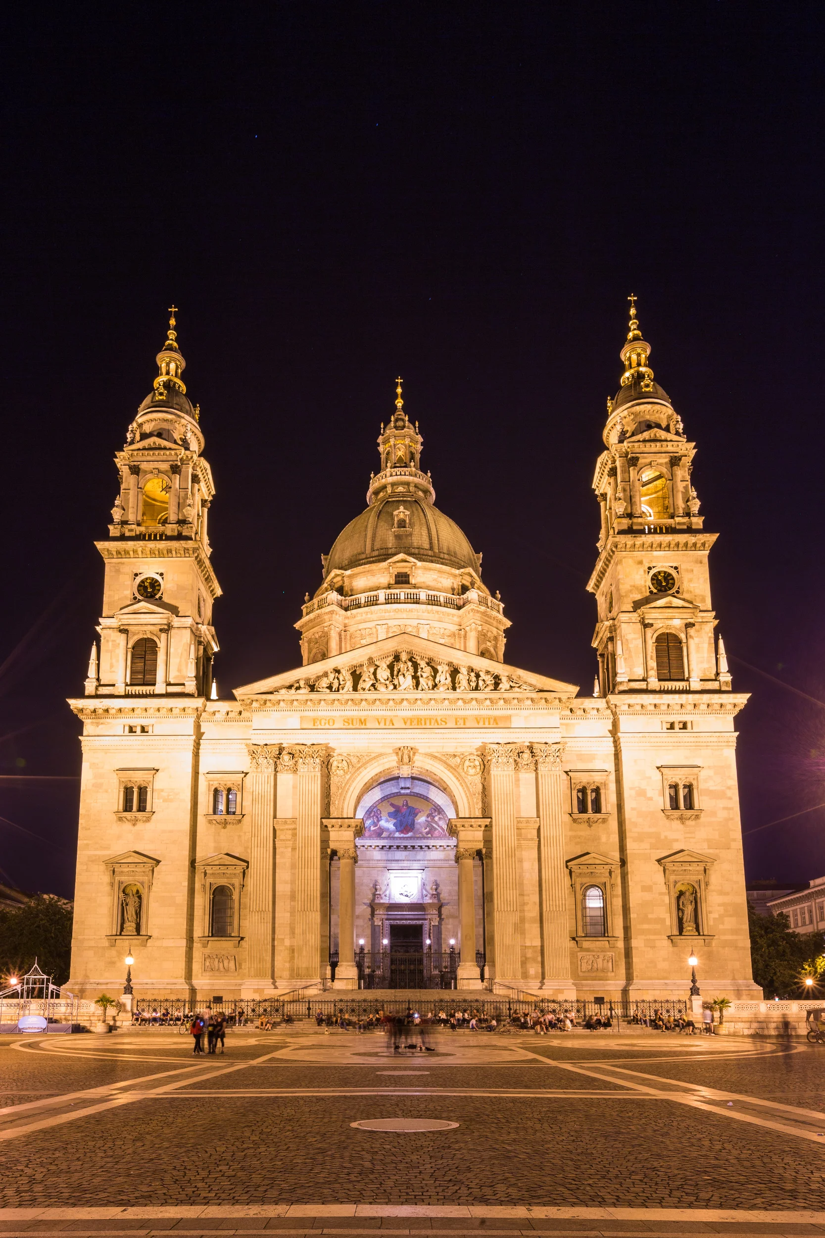 ISO100, 23mm, f/14, 20sec