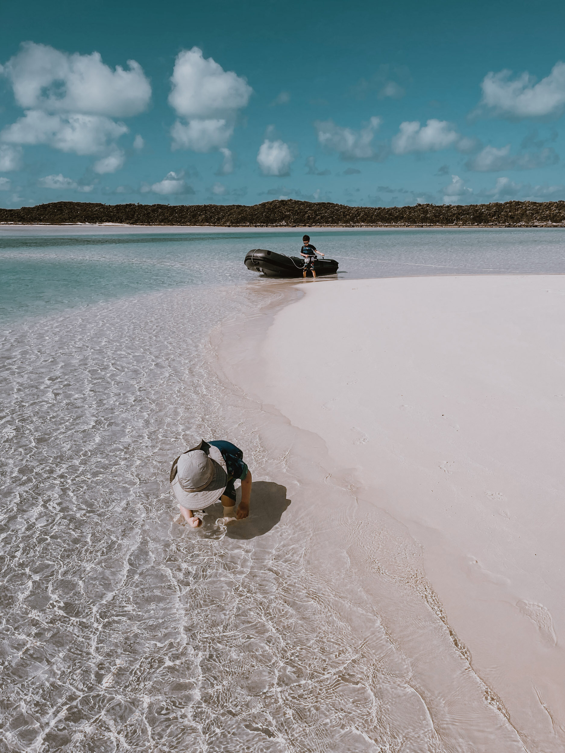 2nd fish feeding at Exuma Cays Sea Aquarium 2021-03-25-003-2.jpg