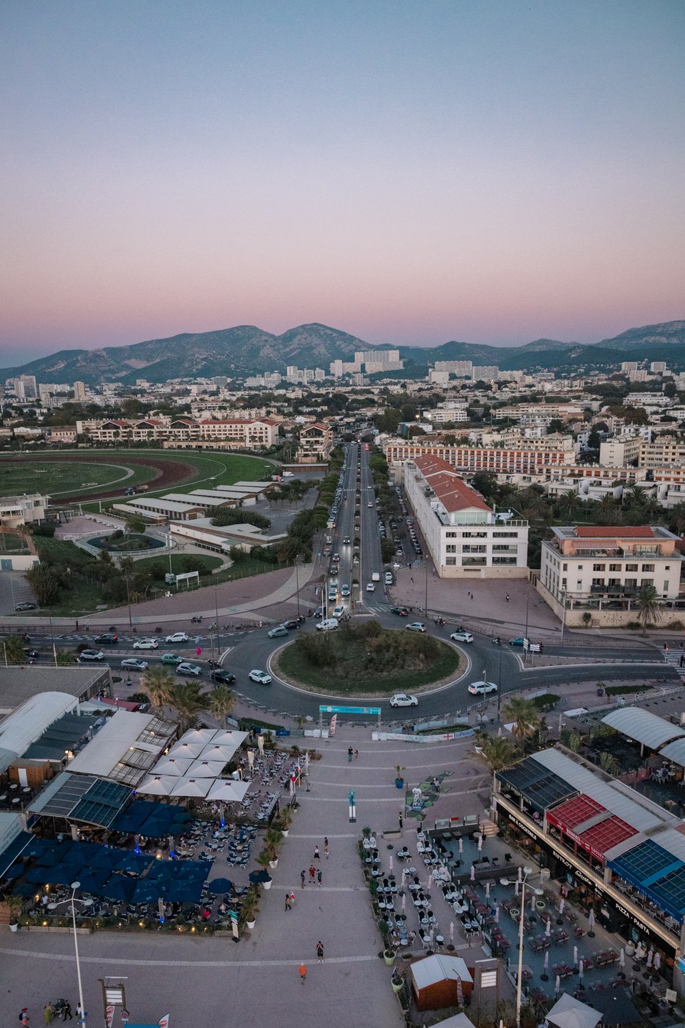 Prado Beach in sunset Marseille 2023-09-29 020.jpg