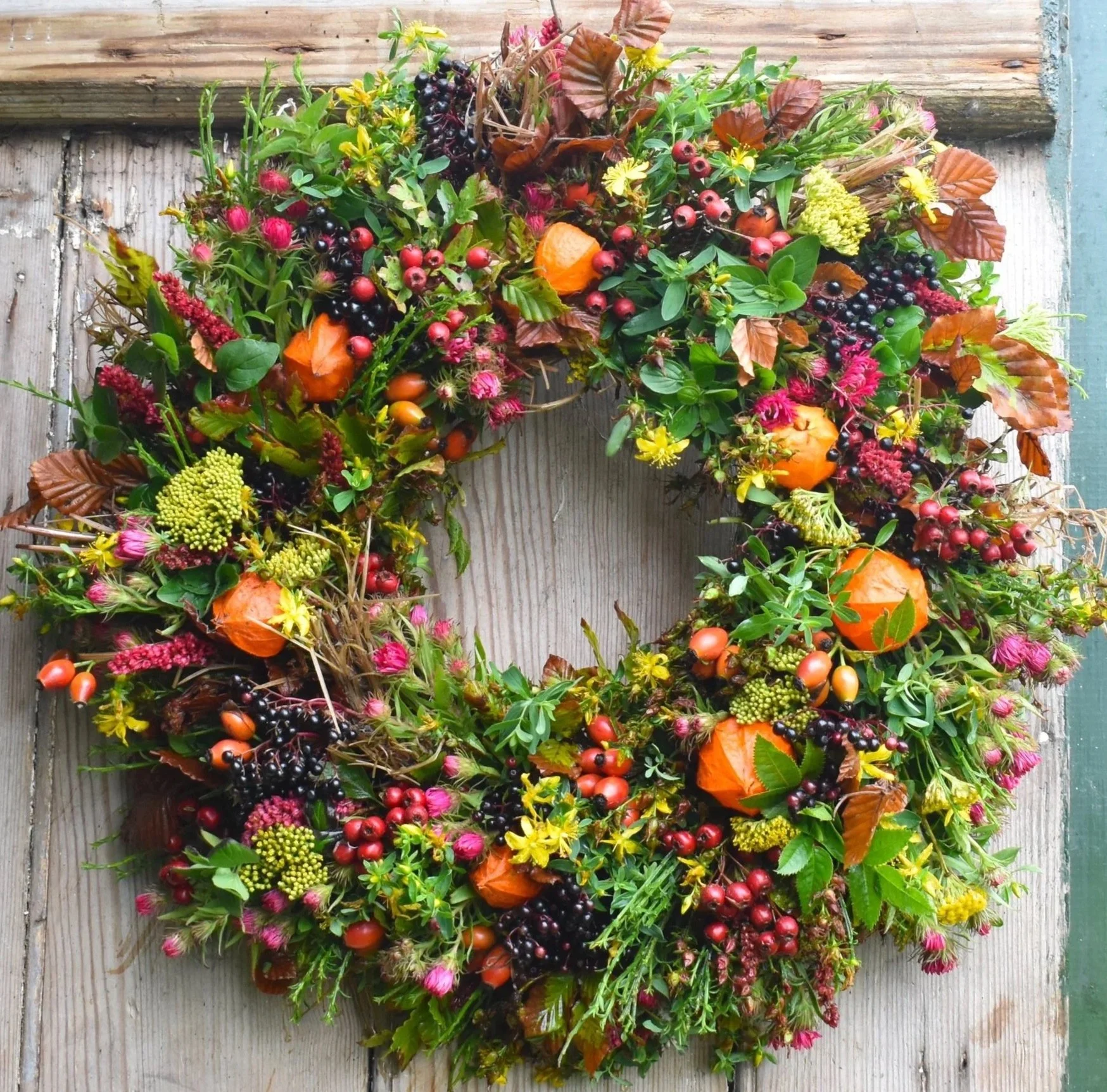 October+-+Autumn+wreath+on+shed+door.jpg