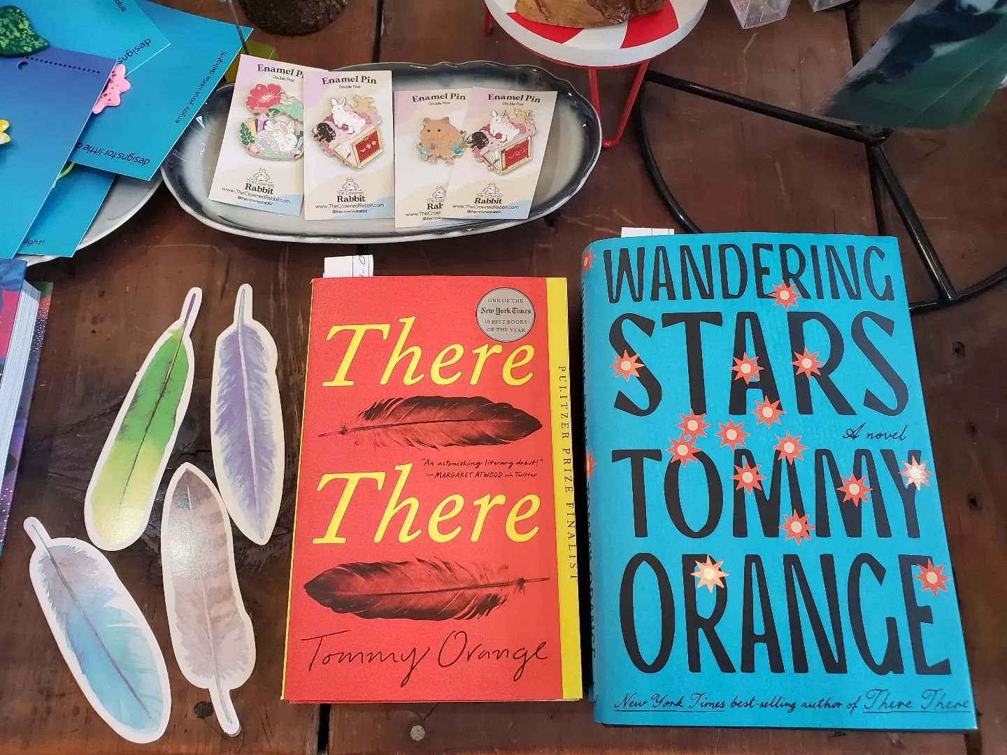 Tommy Orange's new novel and sequel to There There, Wandering Stars, is here, as well as feather bookmarks that go really well with the series. 🧡 💙

#readersgardenbookstore #readersgardenohio #granvilleohio #bestseller #independentbookstore #bookst