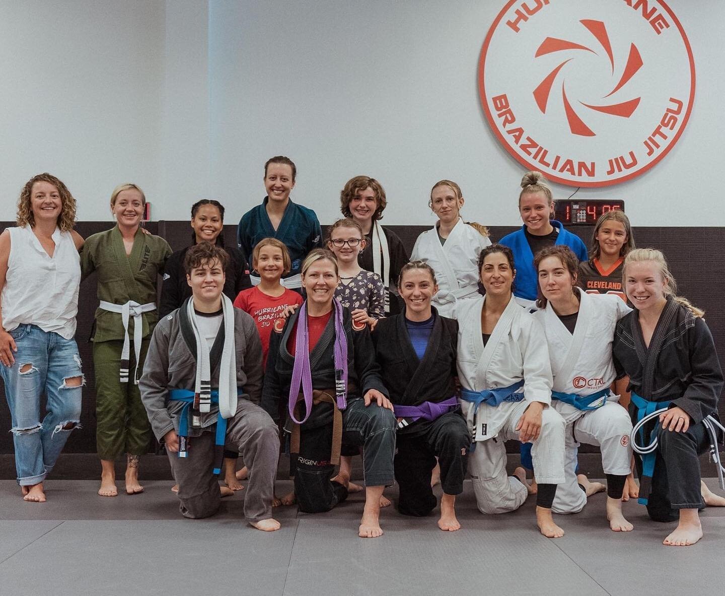 Women&rsquo;s team representing with 4 new belts. Keep up the great work, see you on the mats! Join us on Tuesdays and Saturdays, we welcome you! #jiujitsu #bjj #promotions #hurricanejj #competition #selfdefense #cle #cleveland #westpark
