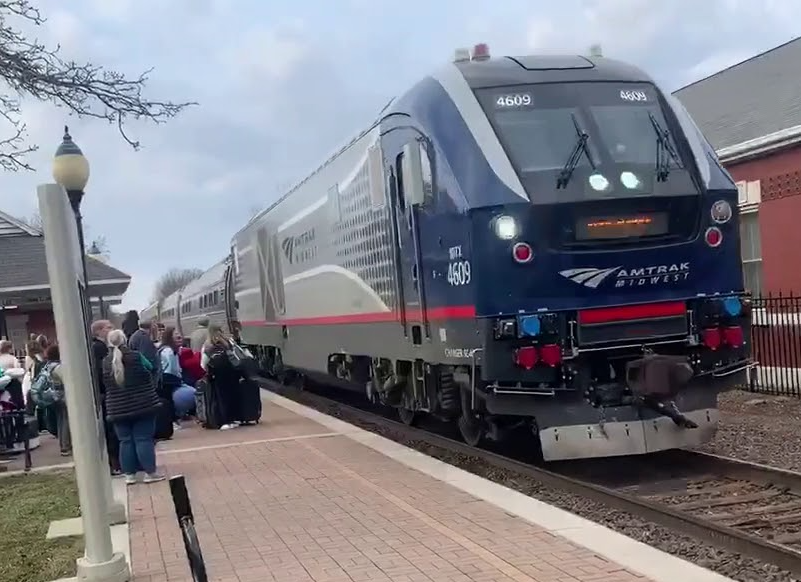 Take Amtrak to Lee's Summit for the day