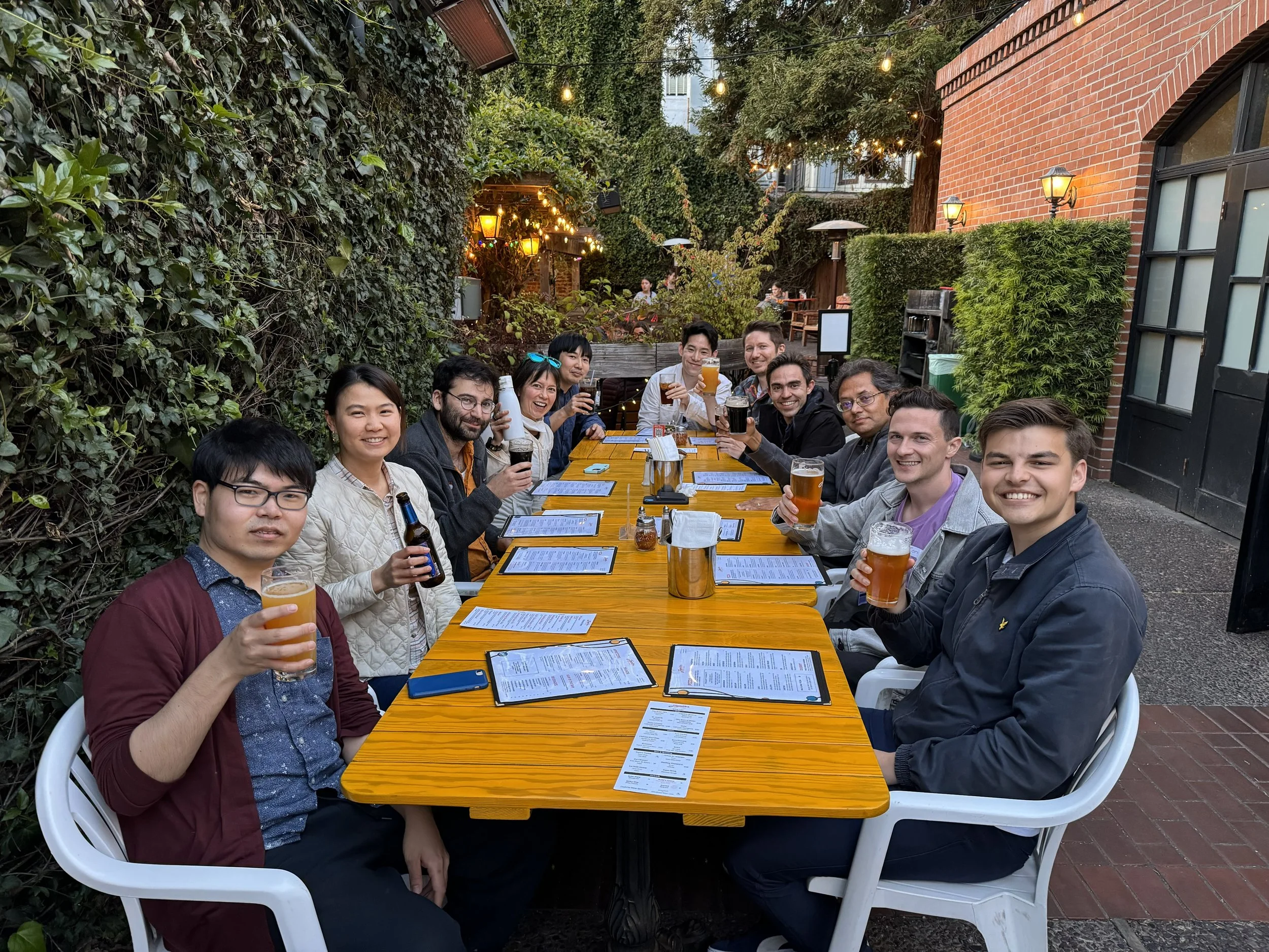 Wetreat dinner.jpg