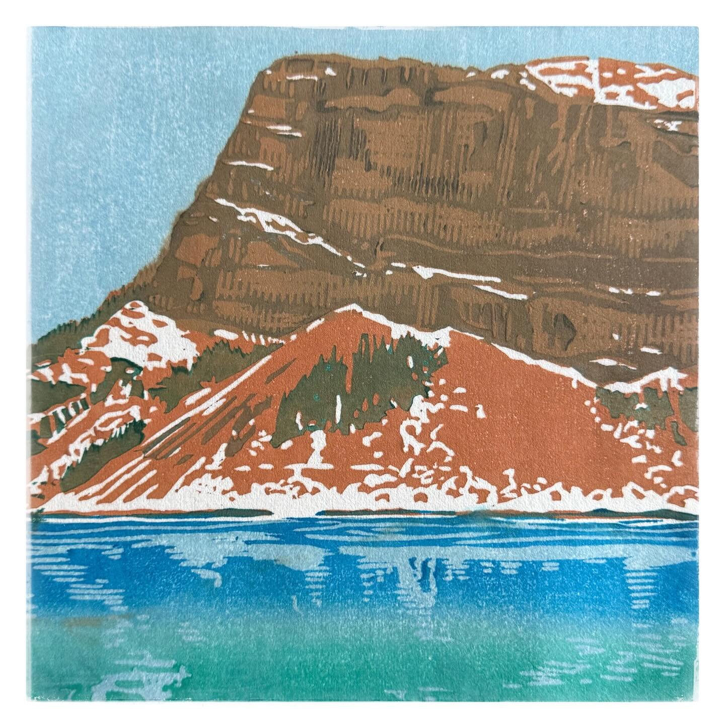 New Mokuhanga print. Inspired by a Lake Louise vista in Banff, Canada, and part of my collected memories series.  This print is still damp, so the color will soften when it dries.  But isn&rsquo;t that what memories do too?

#printmaking&nbsp;#printm