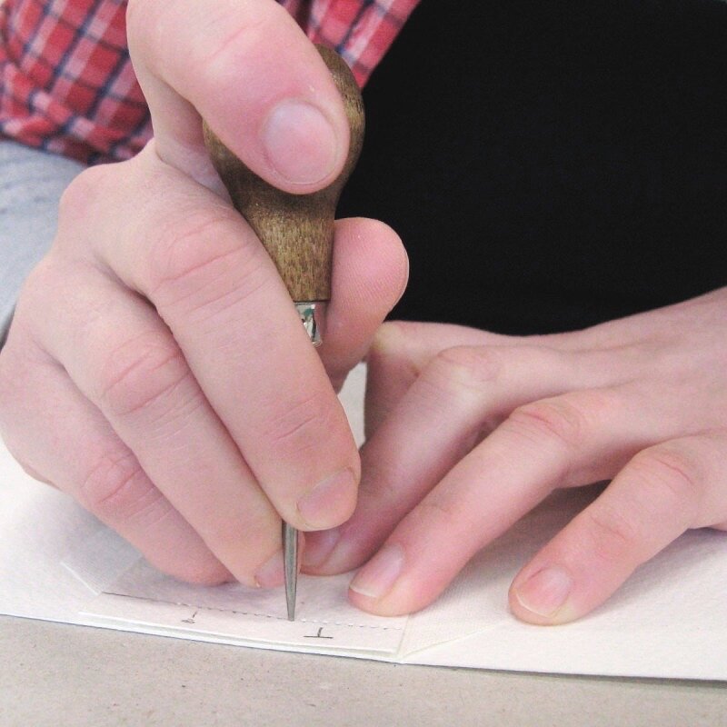 Éilís at work