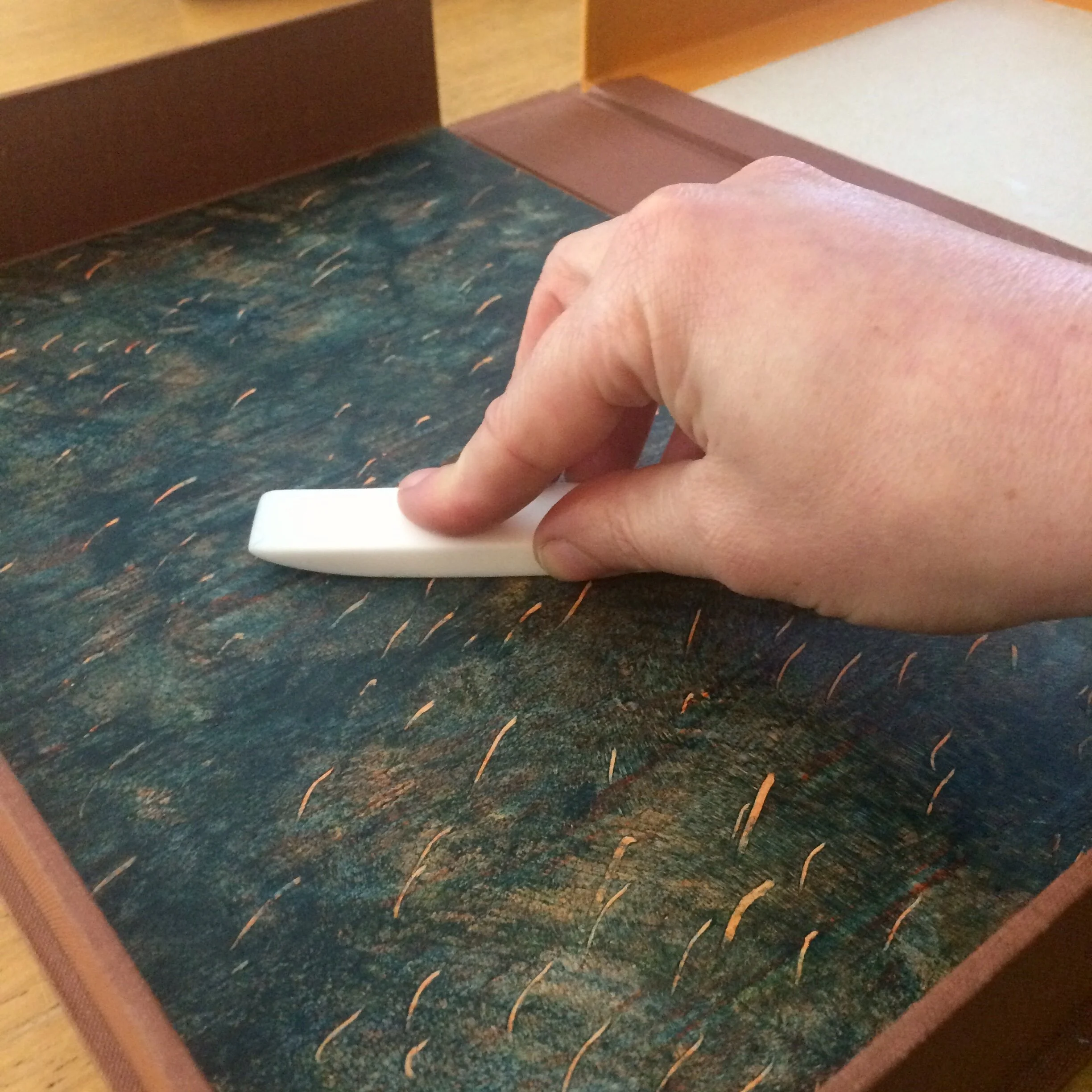 Lining handmade box