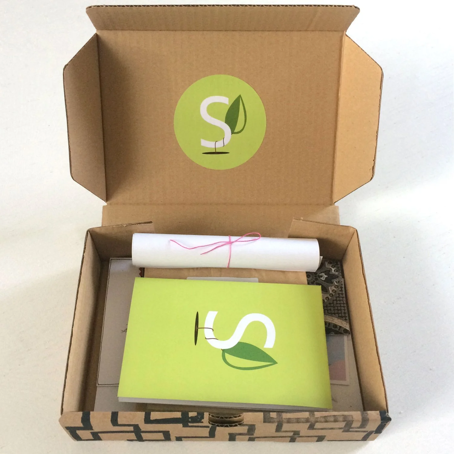 box-open3-web.jpg
