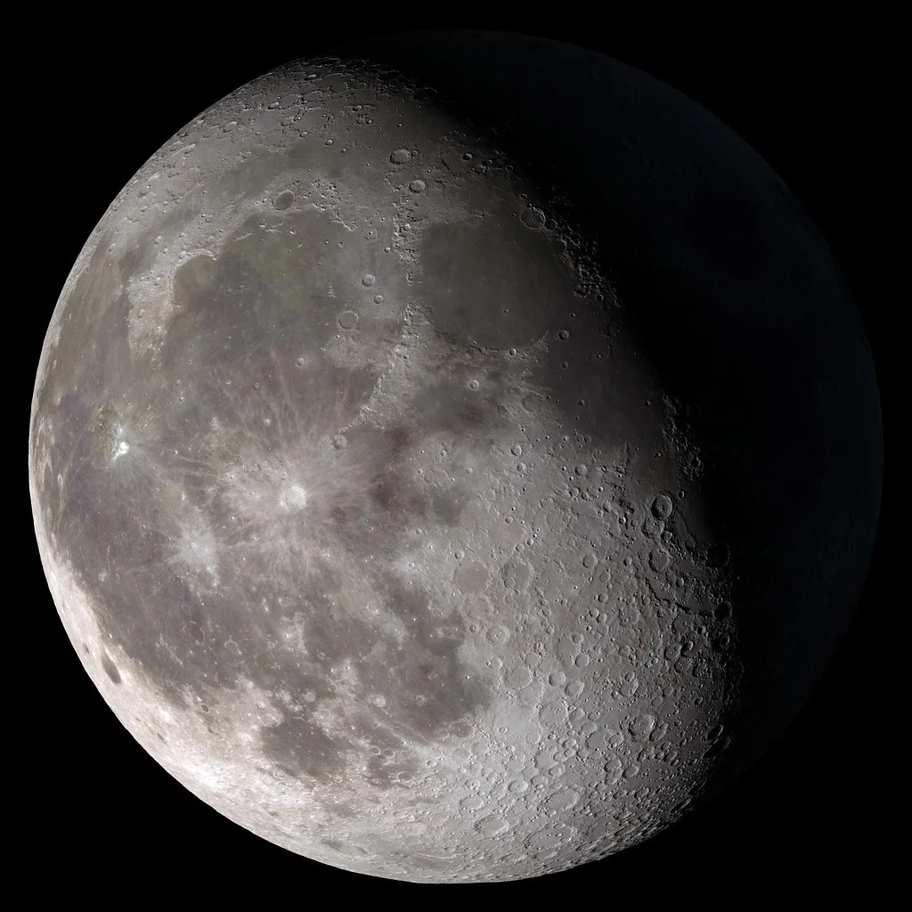 Waning Gibbous in ♓