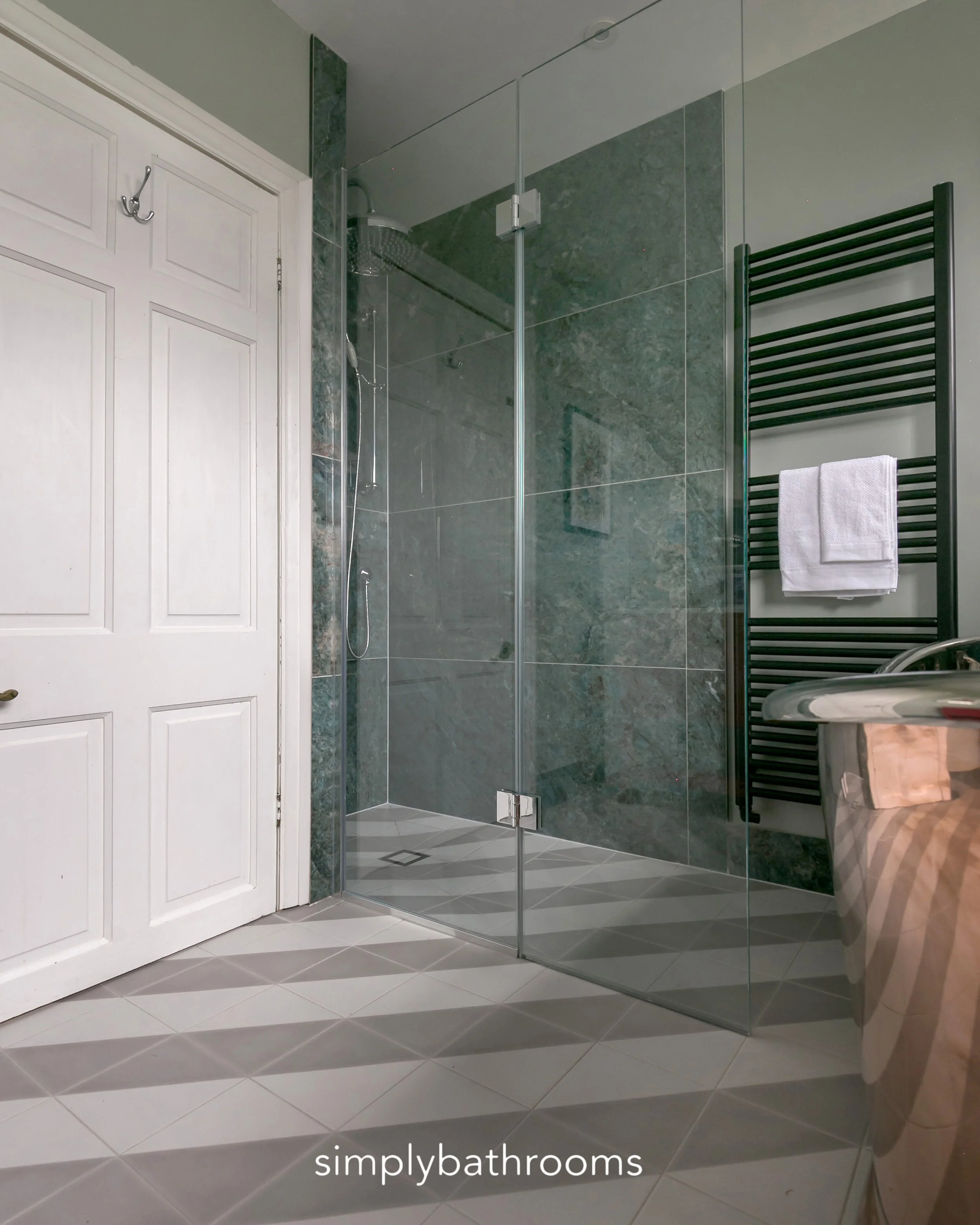 Small Wimbledon bathroom — Simply Bathrooms Ltd