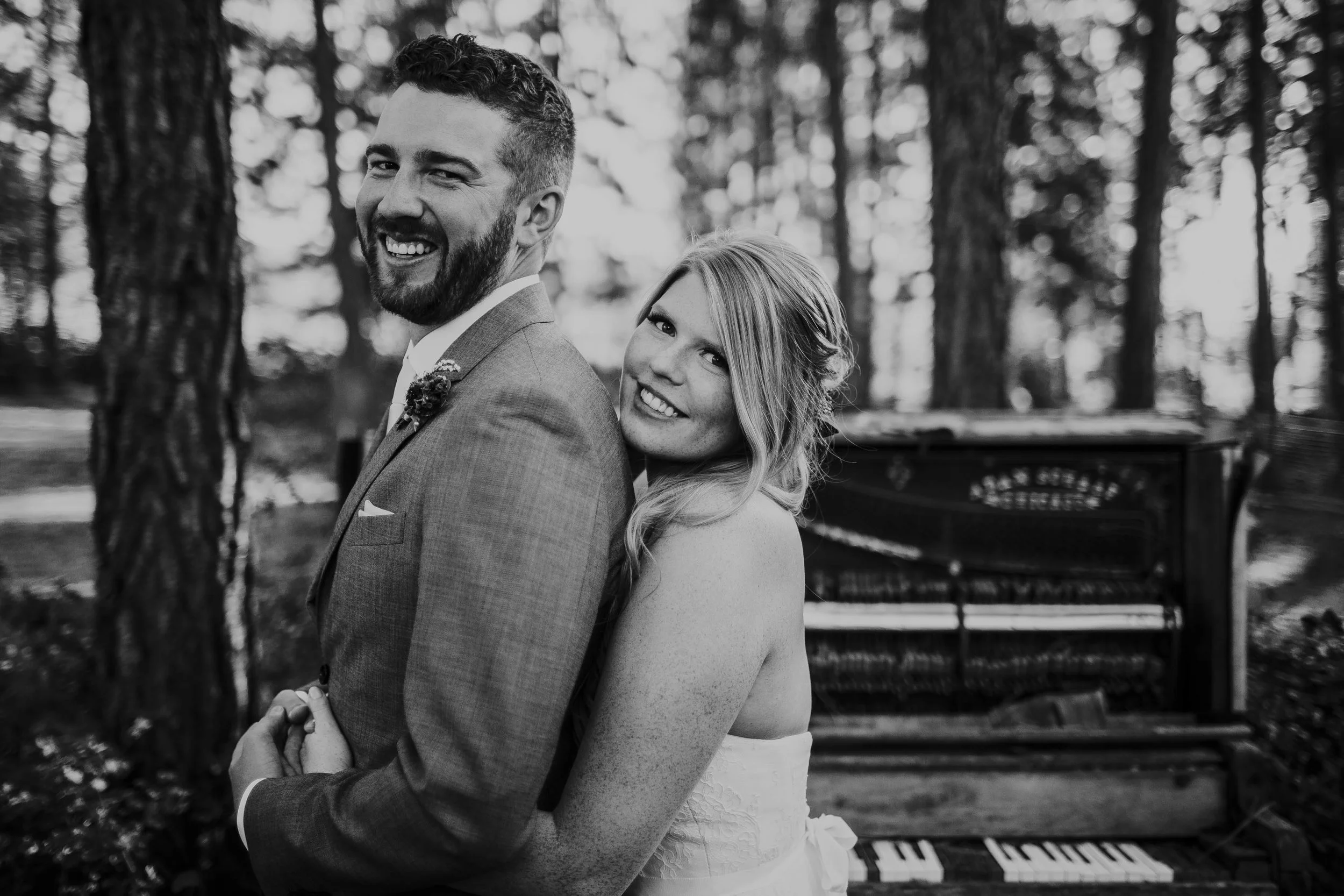 kelownaweddingphotographermeaghankonopaki-4.jpg