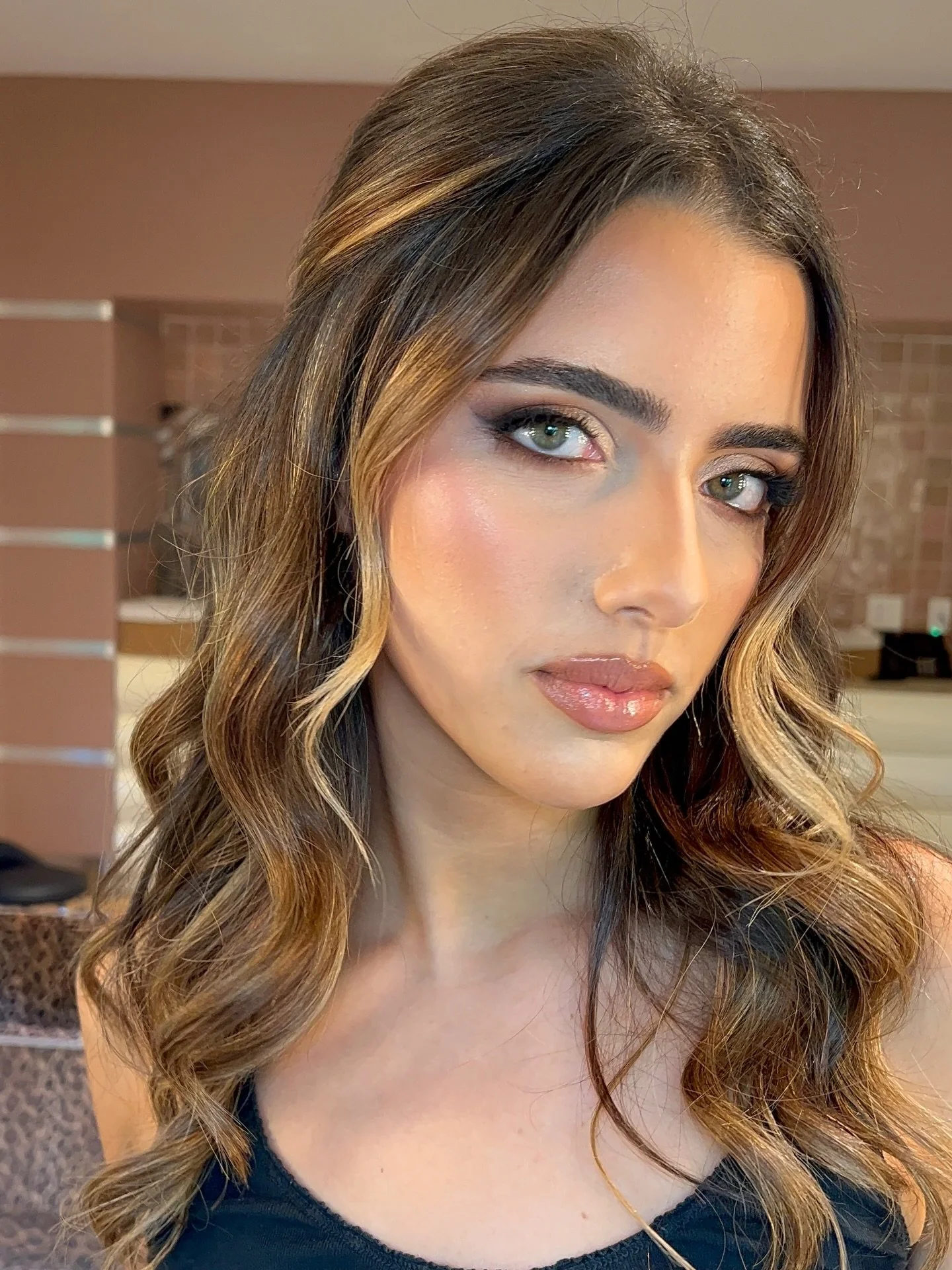 the prettiest green eyes! It was so much fun picking shadow colors to help them stand out even more 💚

✨ E Y E S ✨ 
@makeupbymario master mattes palette, ethereal palette
@maccosmetics black black chromaline
@kulfi.beauty nazar no more kajal eyeline