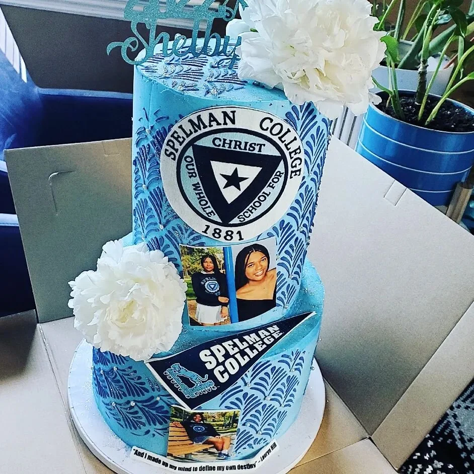 Congrats c/o 2022 💙 

#CAKE #cakeart #scratchbyjyn #foodie #baker #onlinebakery #artist #edibleart #ediblecreative
#beautiful #hbcu #Spelman #creative #edible #NJBakers #chocolate #smallbusiness #dessert #nycfood #njcakes
#momlife #momblog #hotchoco
