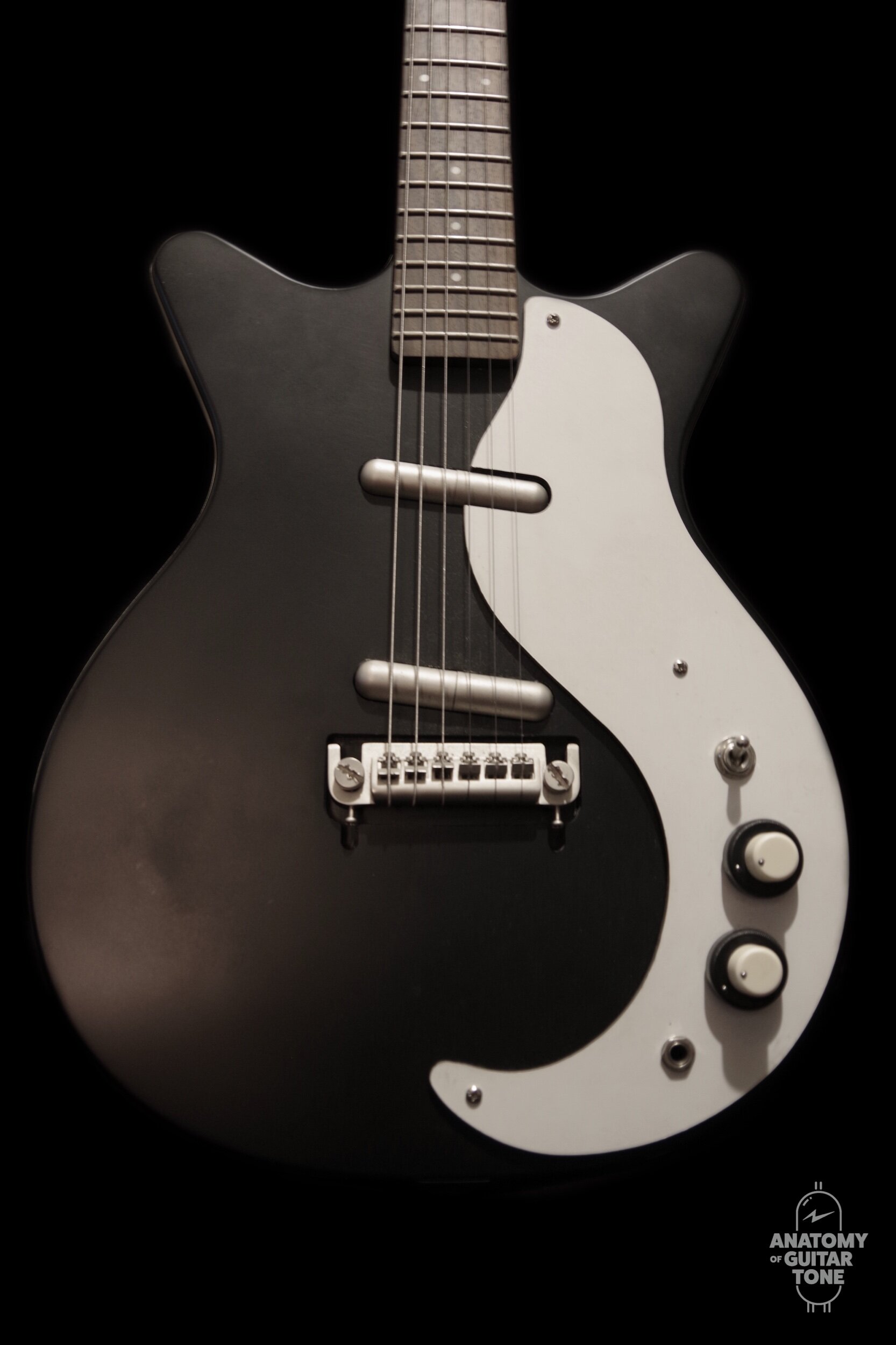 Danelectro Electric Guitar 59M NOS Page Style Black Lipstick Pickups 