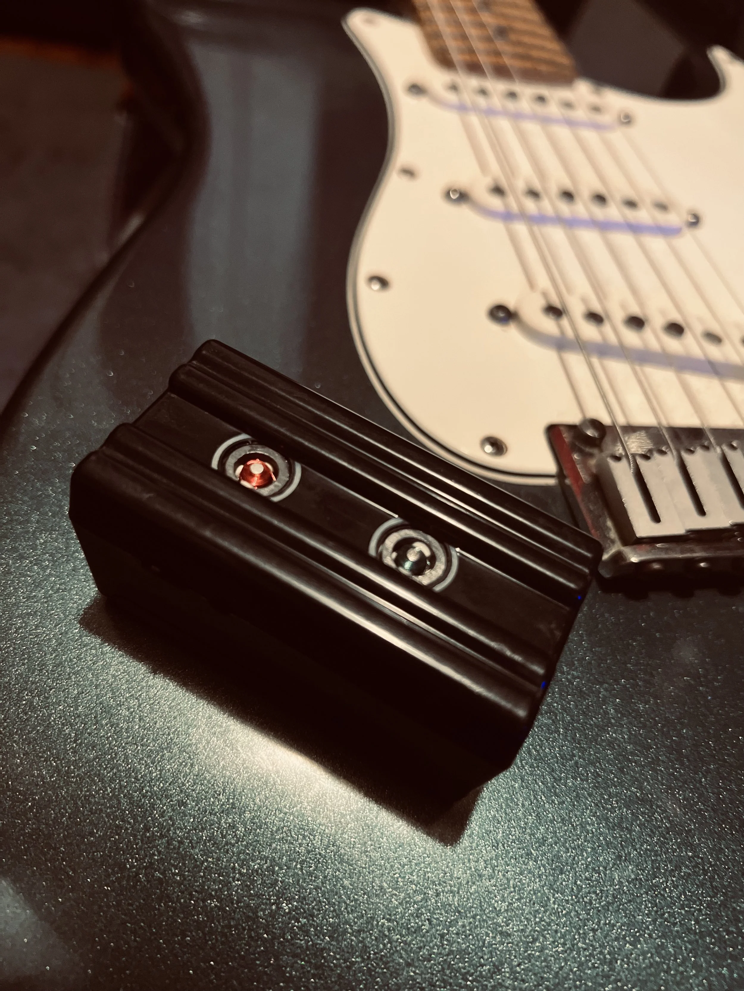 Sound Stone Sustainer — Anatomy of Guitar Tone