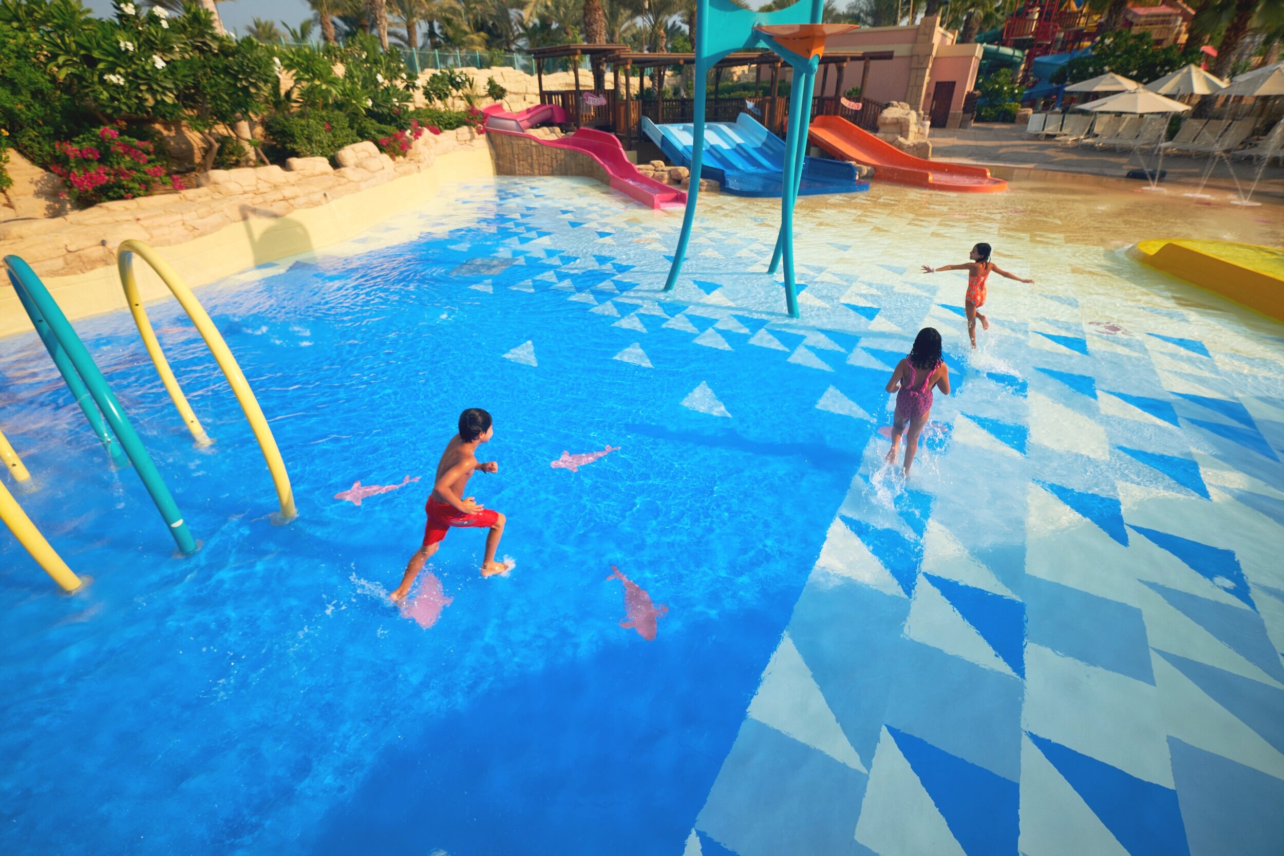 The Freedom with Splash Pad – Atlantis Pools