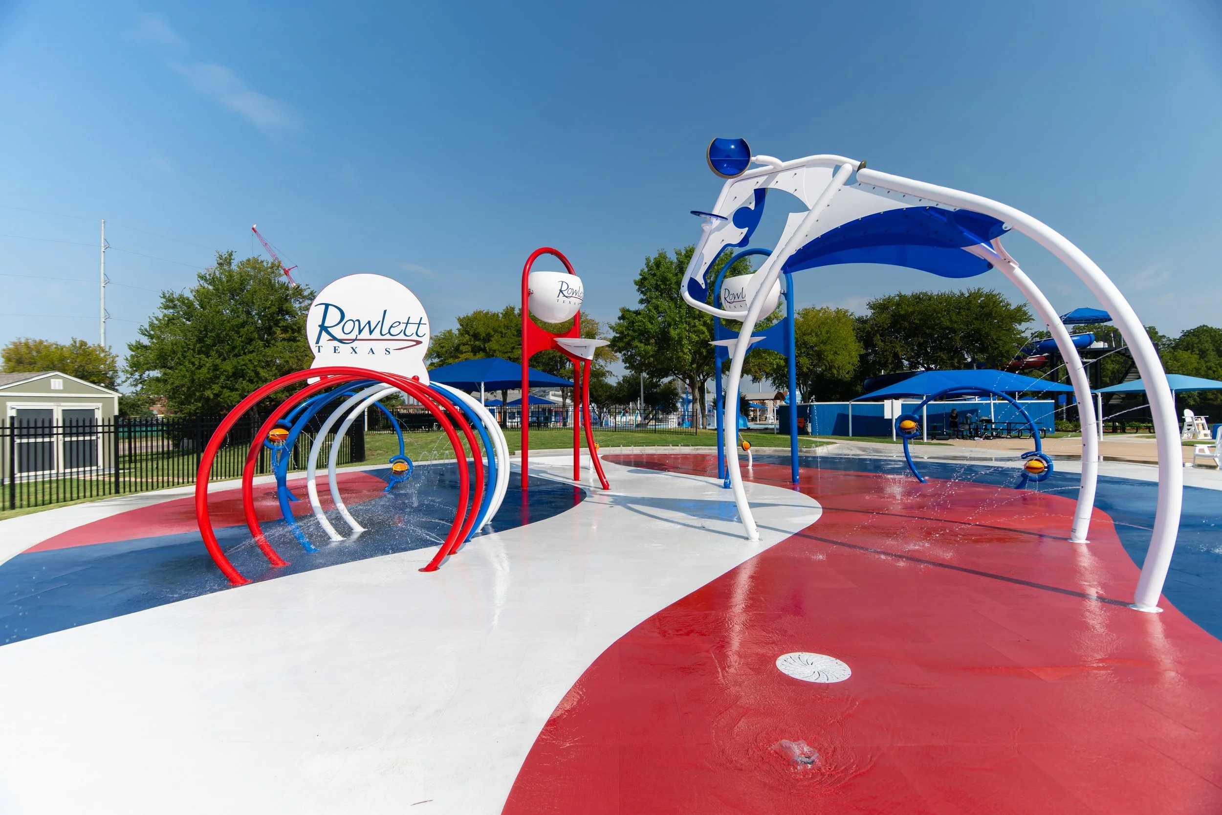 Life Floor's certified aquatic surfacing supports inclusive play for all ages at Wet Zone Waterpark in Rowlett. 