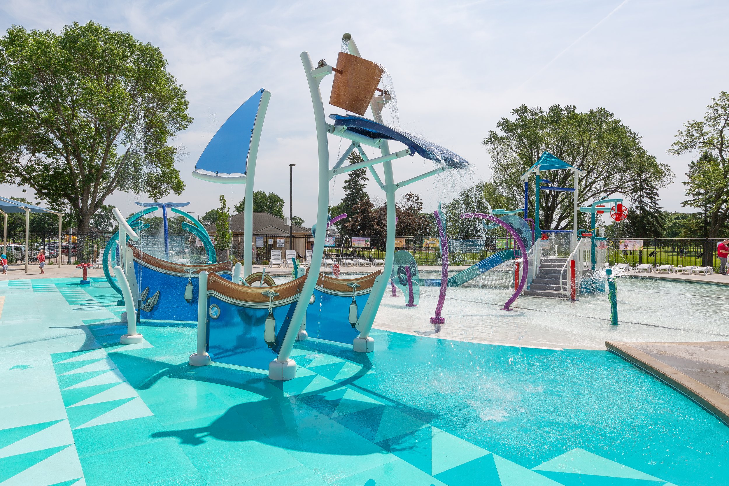 Soldiers Field Aquatic Center, Life Floor aqua tile splash pad surfacing