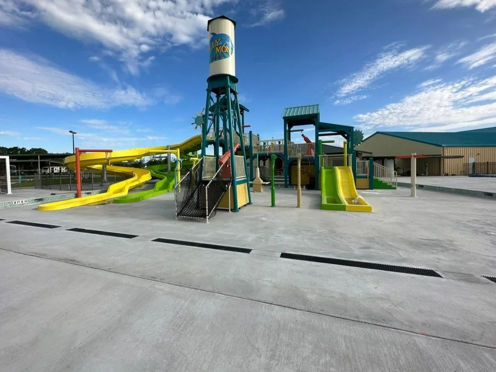Camp Margaritaville Zero-Depth Entry Pool | Life Floor Safety Surfacing ...
