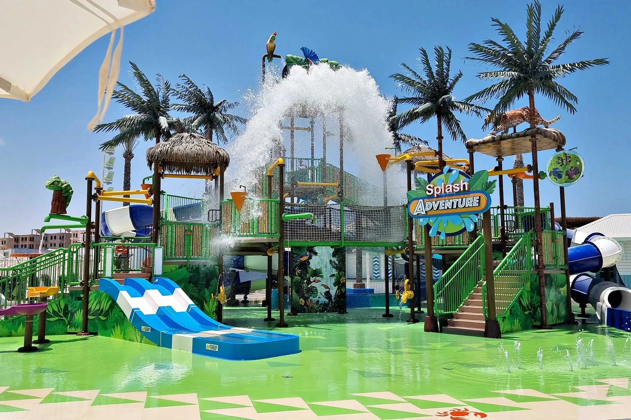 Marassi Water World splash area with Life Floor safety surfacing around slides