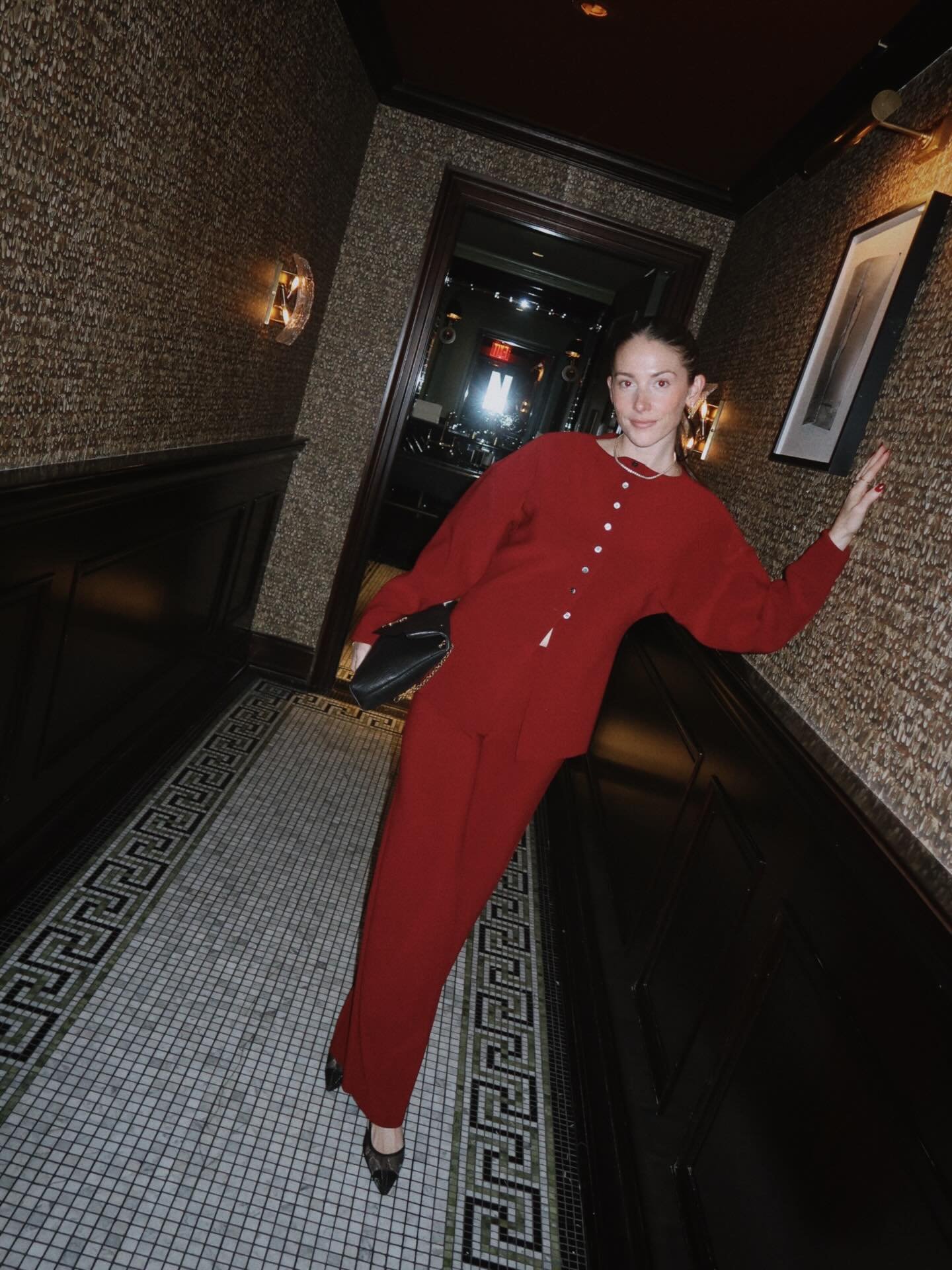 &lsquo;Tis the season (for shopping in your friends closets)