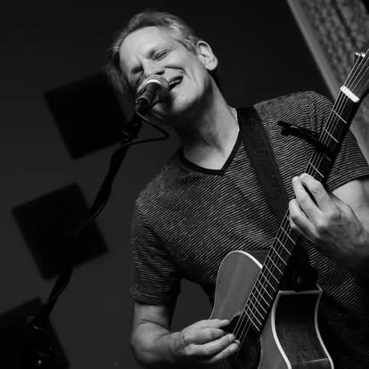 Live Music w/Chris Newell