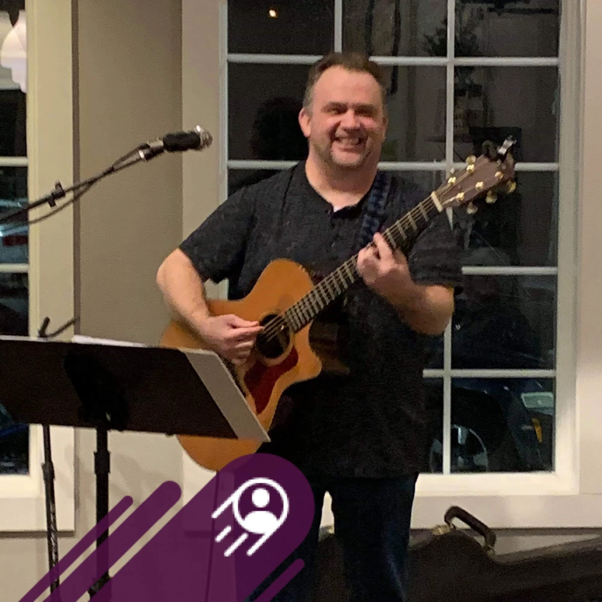 Live Music w/Tom Jadlos