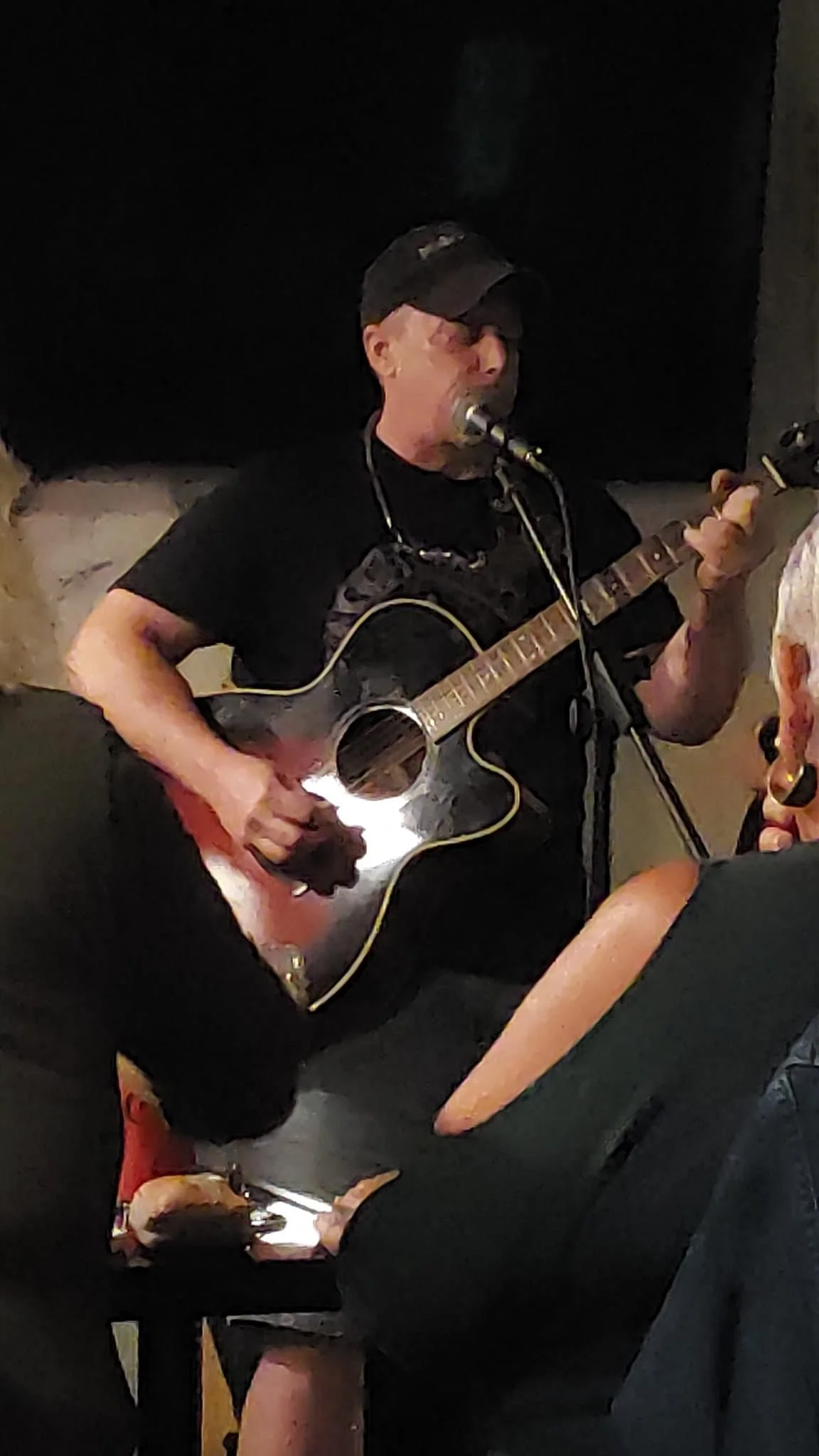 Live Music w/Melakai Joe