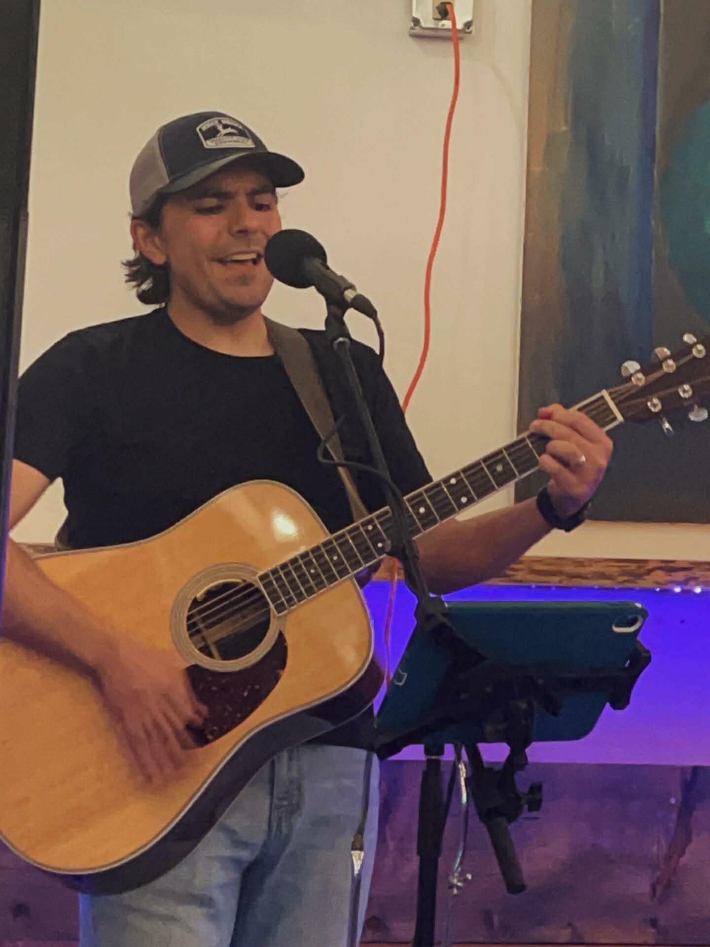 Live Music w/Brian Freeman