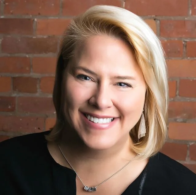 Introducing Boss Lady, Colleen Theis!! Recently named on The 2020 Billboard Power List, Colleen is Chief Operating Officer at The Orchard, a technology-driven leader in music distribution and artist and label services. To get to where she is today, C