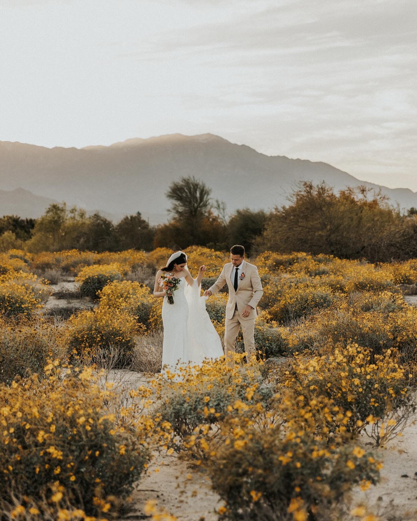 A joyful day filled with love and happiness celebrating Michelle &amp; Nick @desertwillowgolfresort
