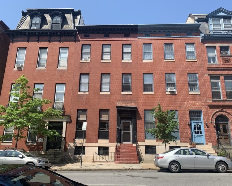 816 Park Avenue