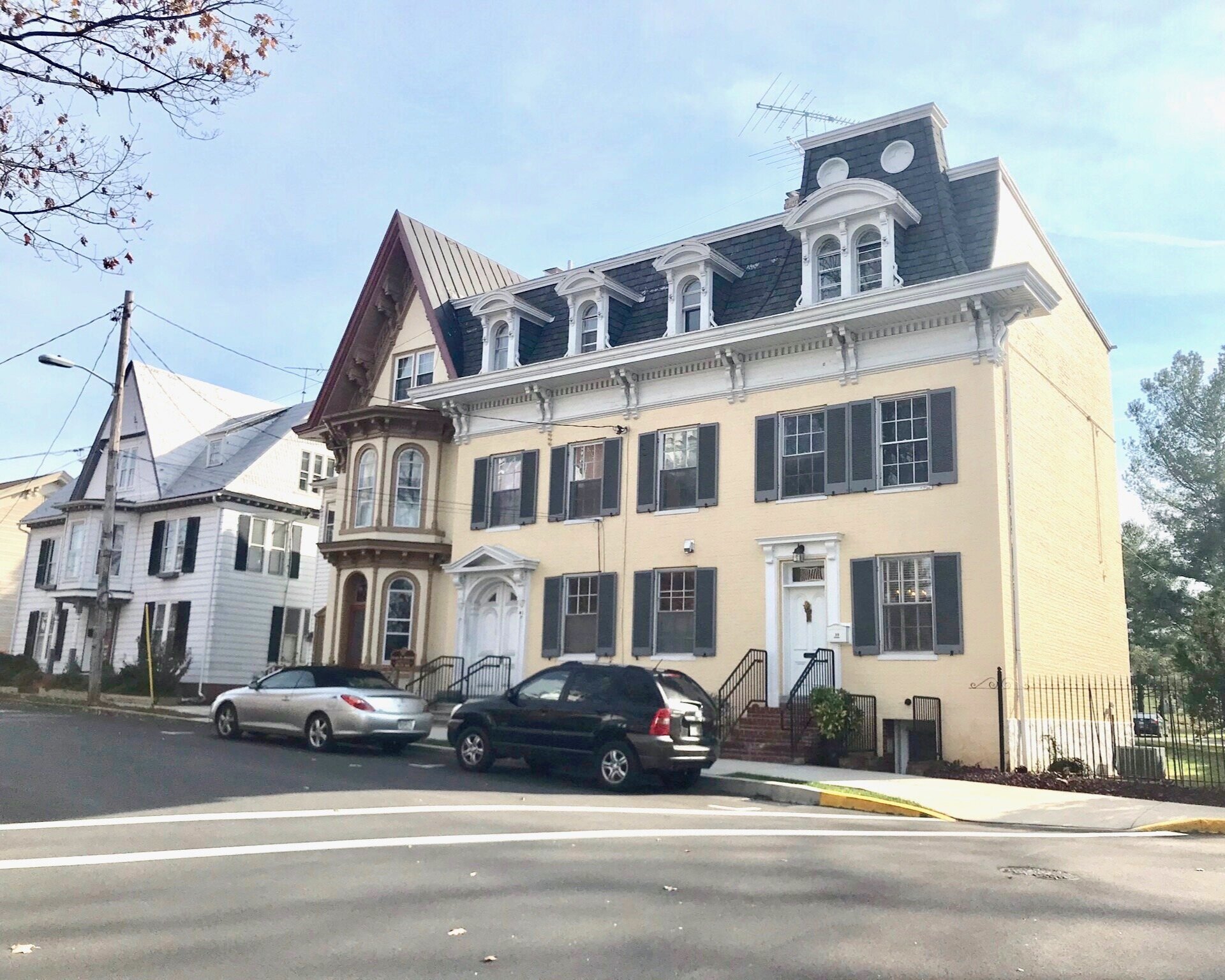 North Court Apartments