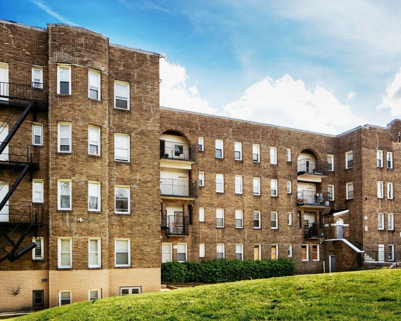 Addison Place Apartments