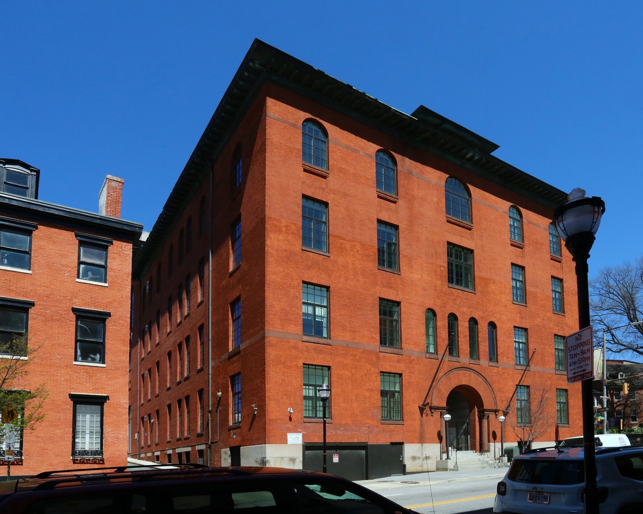 300 Cathedral St