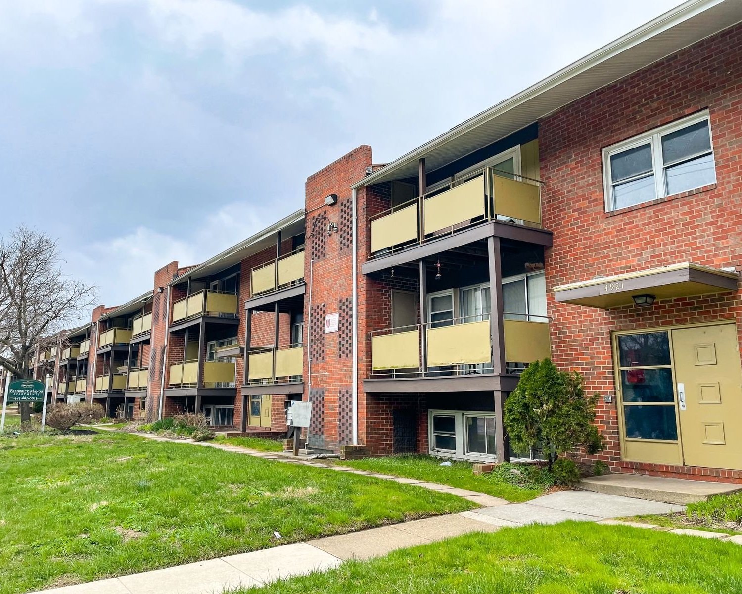 Frederick Manor Apartments