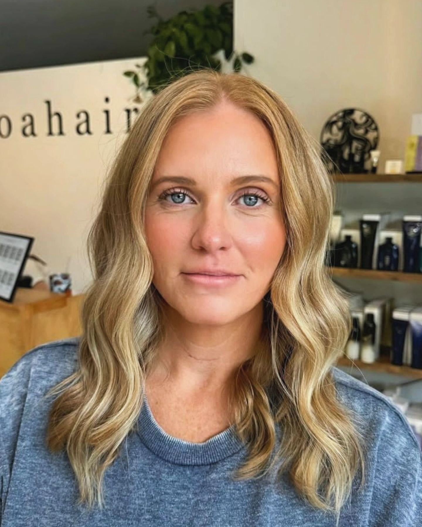 Channyl @cocochannylbeauty 
&deg;
#loahair #bergencountyhairsalon #bergencountyhair #bergencountysalon #njsalon #njhairsalon #njhairstylist #njhair #balayage #foilayage #hairpainting #bergencountymoms #bergenmama #bergenmoms #bergencounty #bergencoun