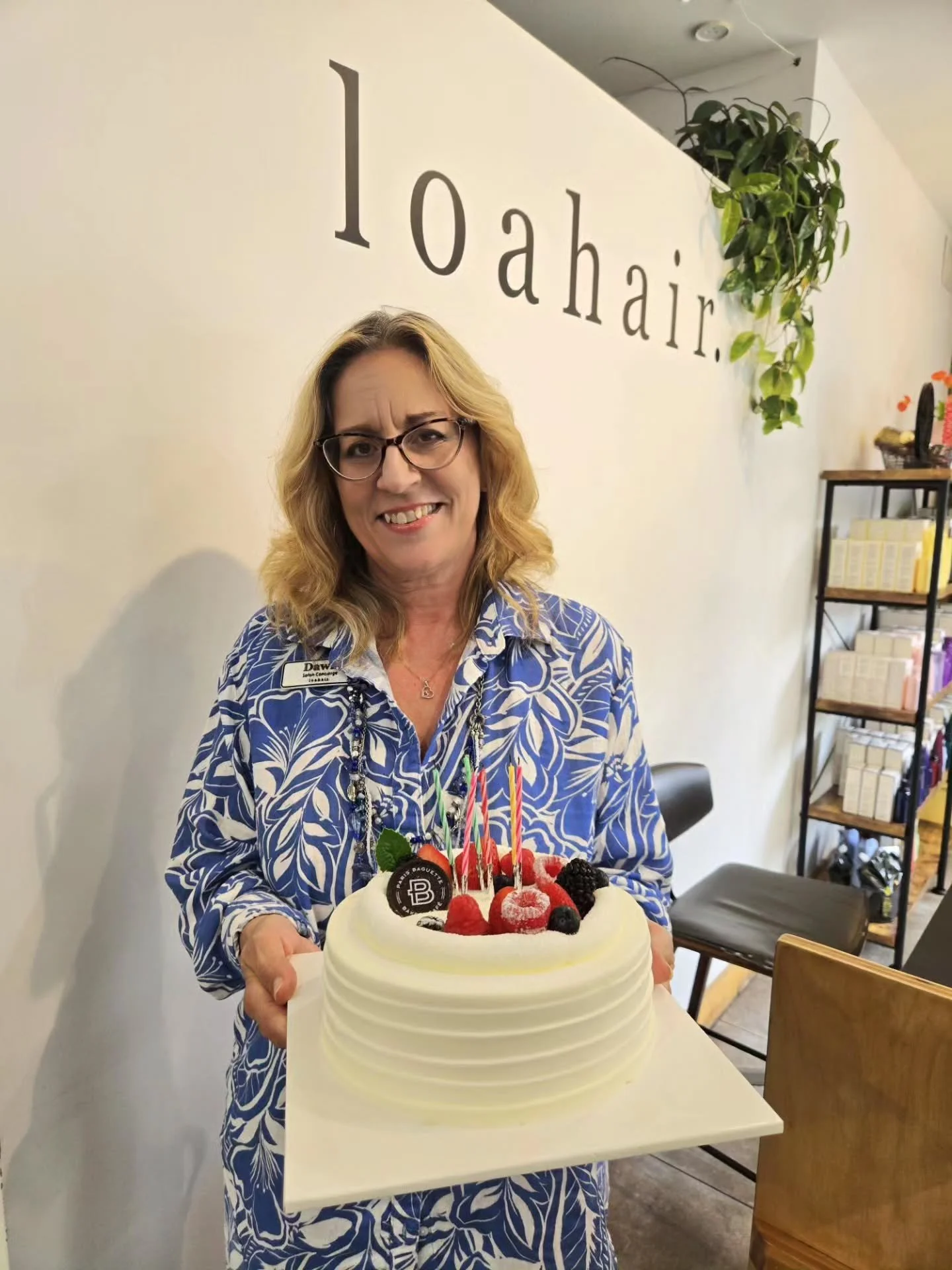 Meet Dawn, 
our Salon Concierge, whose caring heart and gentle spirit make every guest feel welcome.

Happy Birthday! ✨
.
.
.
.
.
#bergencountyhairsalon #bergencountyhair
#bergencountysalorn #njsalon #nhairstylist