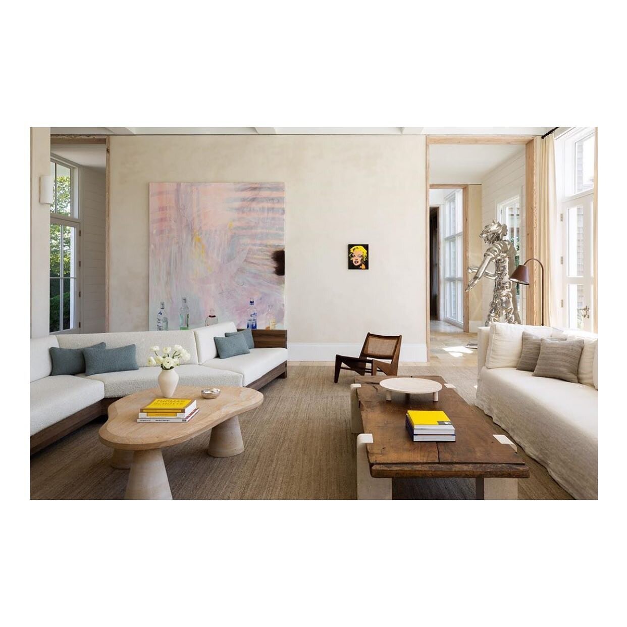 A space should always make you happy &amp; be uniquely yours. 

This beautiful, serene space by @ashe_leandro has fun little pops of yellow 💛 and quirky art moments that give this space life. 

📷: @shadedeggesphotography