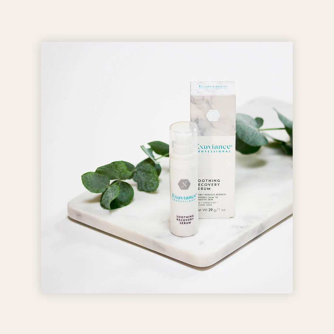 Bild till återförsäljare/sociala medier - Soothing Recovery Serum