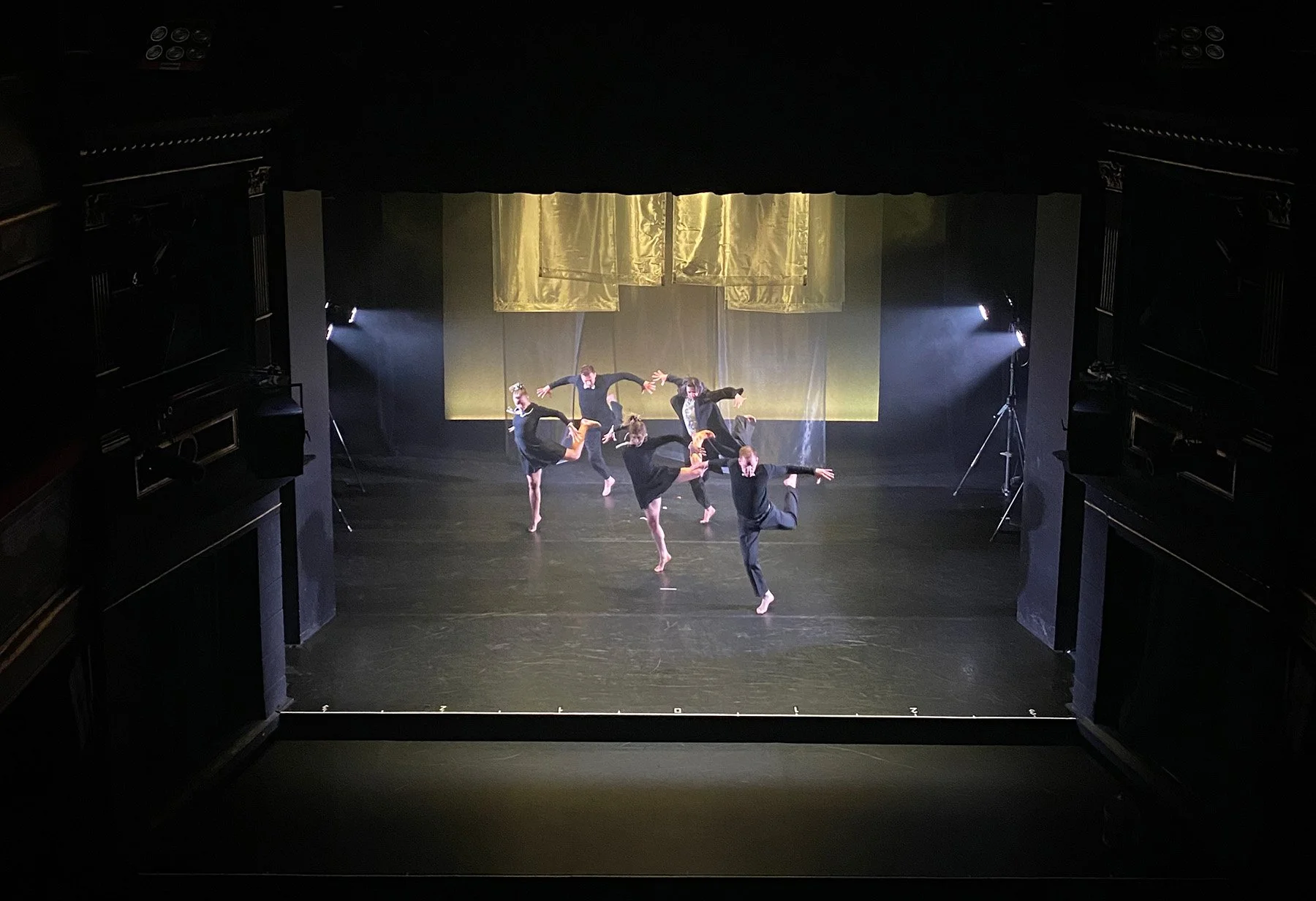 Eleonora_Talamini_choreographie_Die_Freundschaft_08.jpg