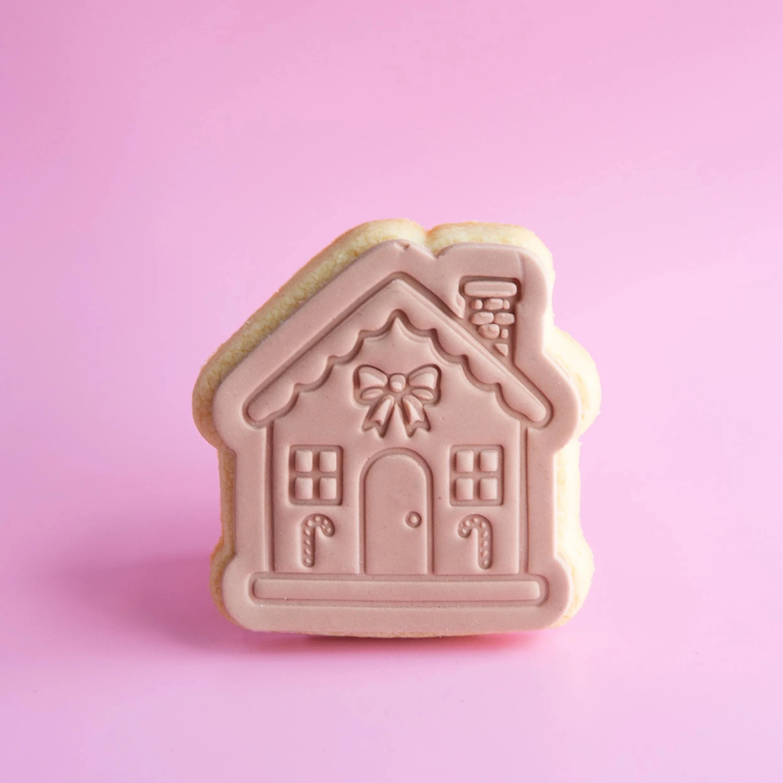 chritmas+2026+gingerbread+house.jpg