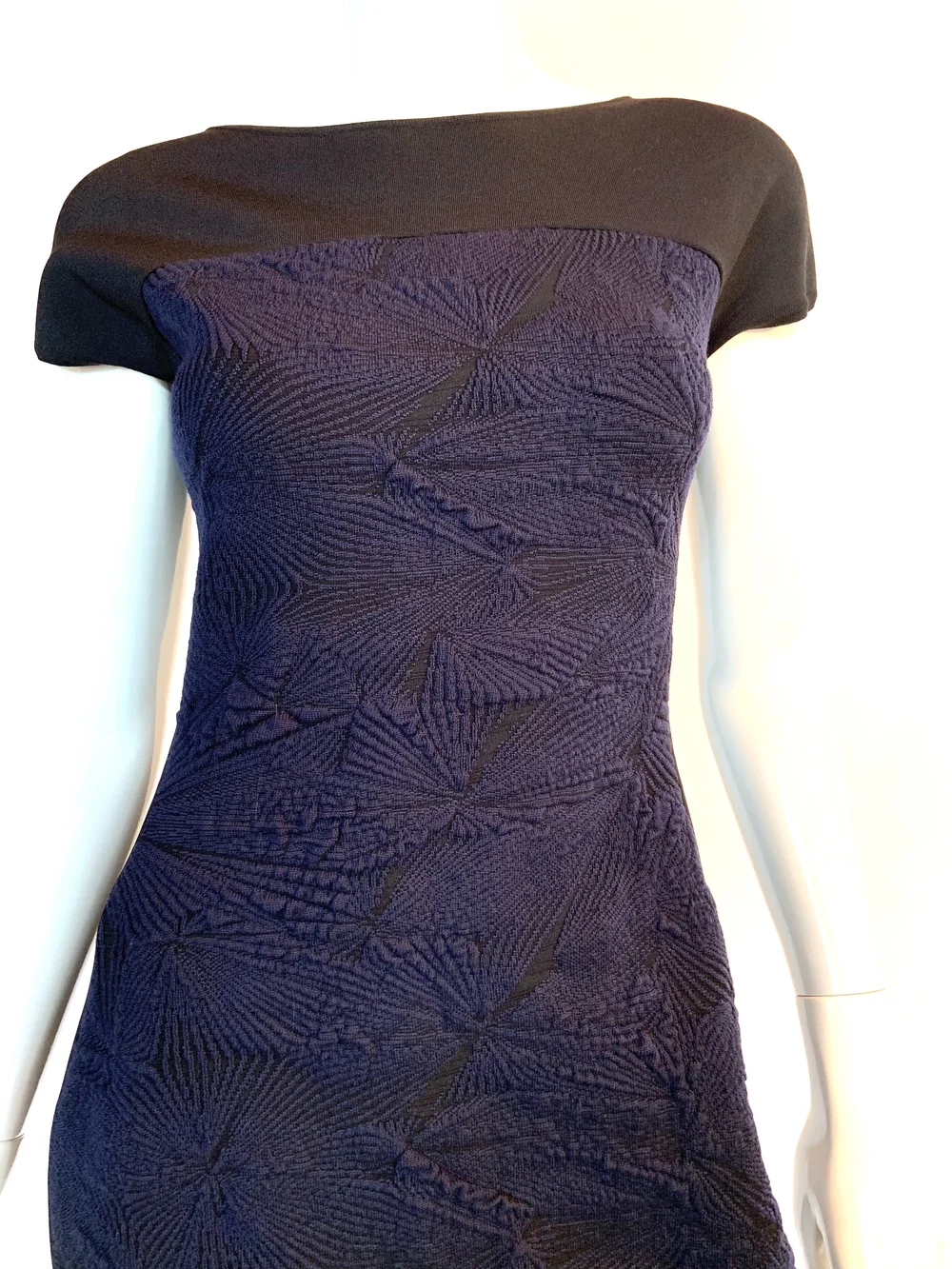 Fendi Navy & Black Jersey Knit Dress  GLOBALLY FABULOUS | Authenticated  Luxury Resale