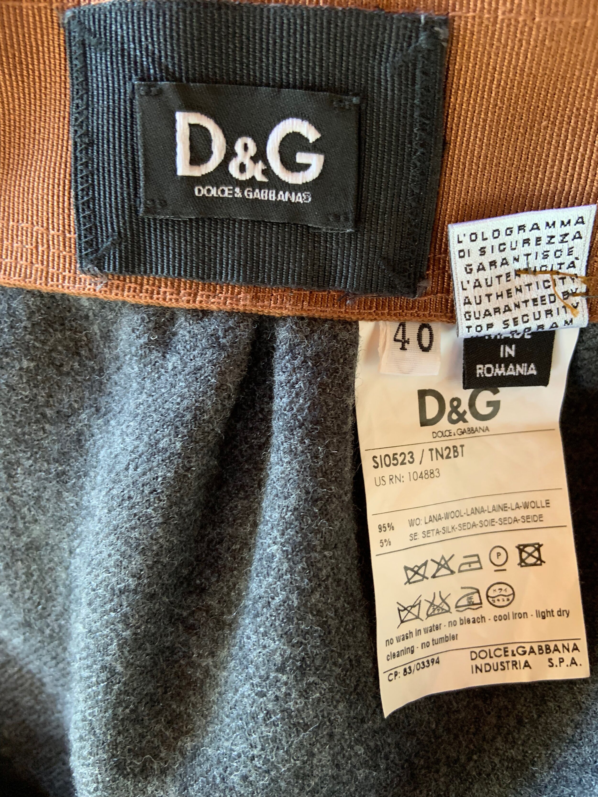 d&g label