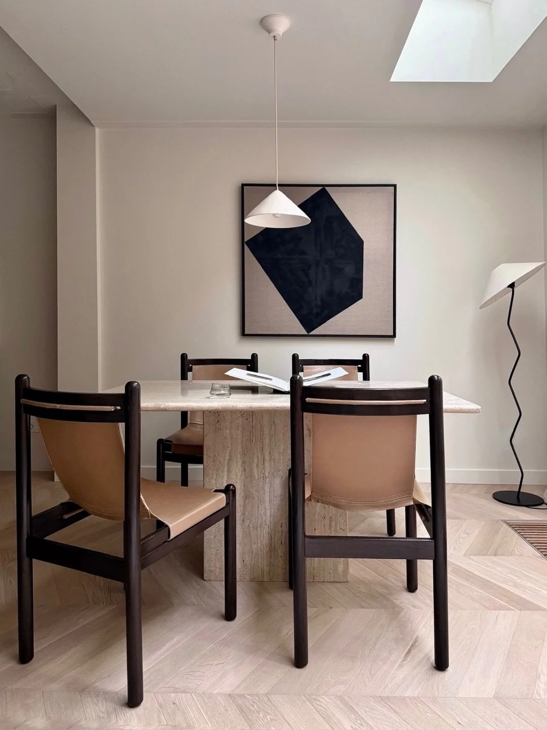 Our #HudsonRow client came to us a year ago with a clear vision: to reimagine and refresh her Amsterdam pied-&agrave;-terre, anchored by several standout pieces from our @a.__gallery collection.
⠀⠀⠀⠀⠀⠀⠀⠀⠀
The project, a full tear-out, featured a cust