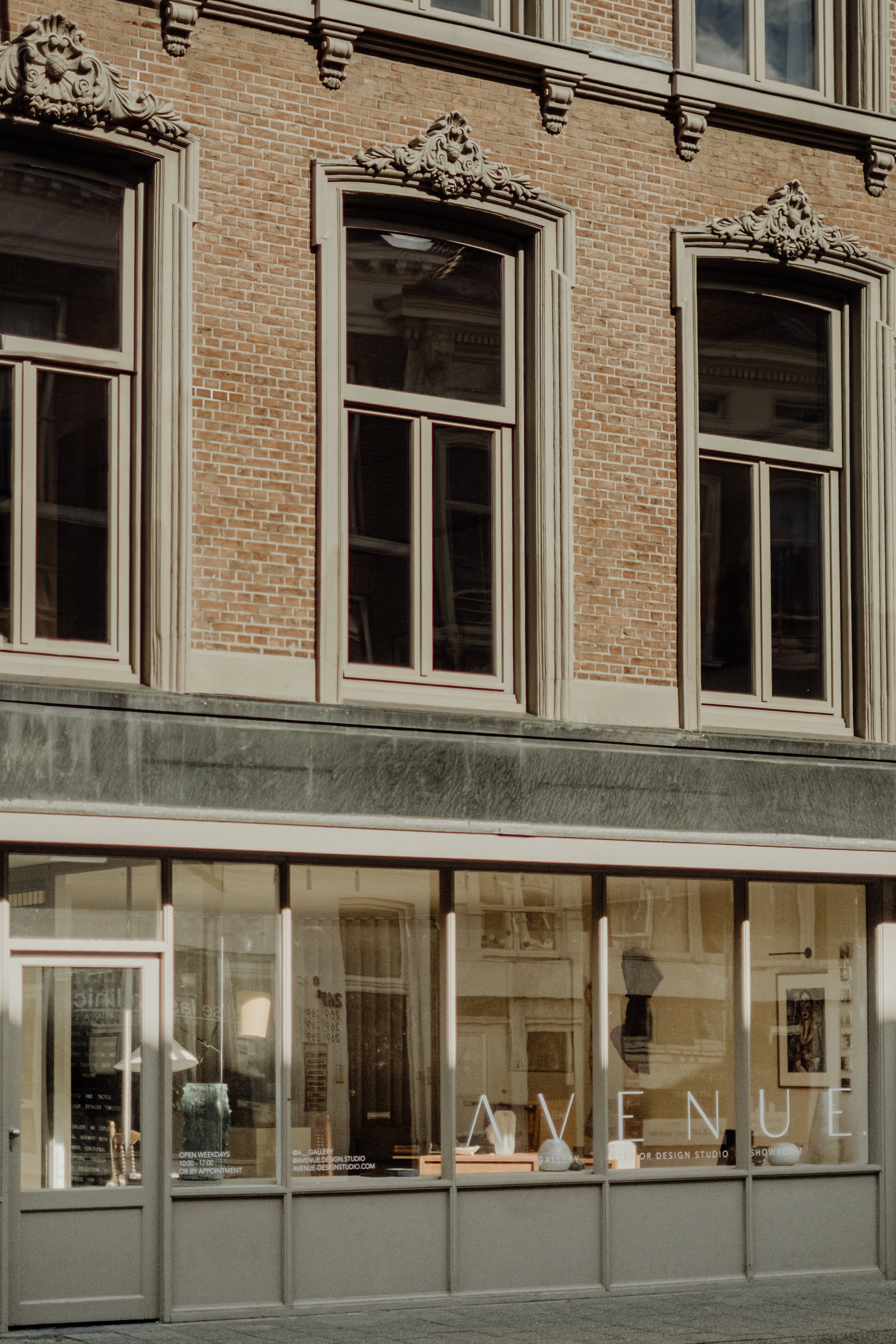 Avenue Gallery_Sabrina Grandl071 copy2.jpg