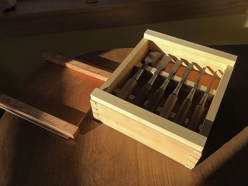 Oire Nomi Toolbox - Japanese Bench Chisel box