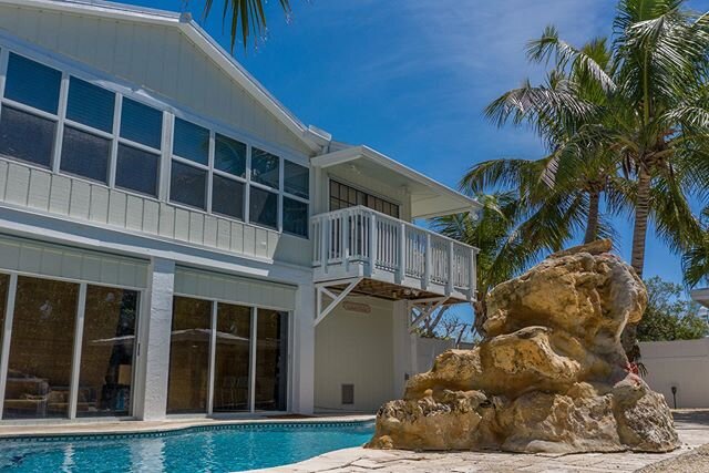 Just Sold!!!! This home was under contract in 3 days!!! Let me help you sell your home!! Call me at (305) 399-6297 #keylargo #coldwellbanker #floridakeys #keylargosearch