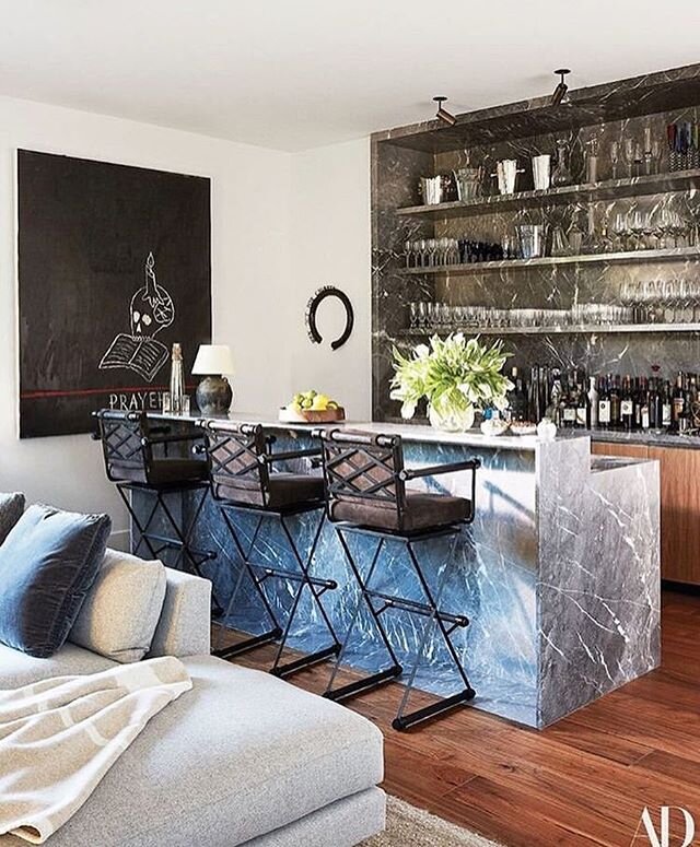 Love this bar in @krisjenner new home. Featured in @archdigest. Designed by @waldosdesigns and @clementsdesign. &bull;
&bull;
&bull;
&bull;
&bull;
#architecturaldigest #krisjenner #marble #bar #clementsdesign #waldofernandez #interiorstyle #design123